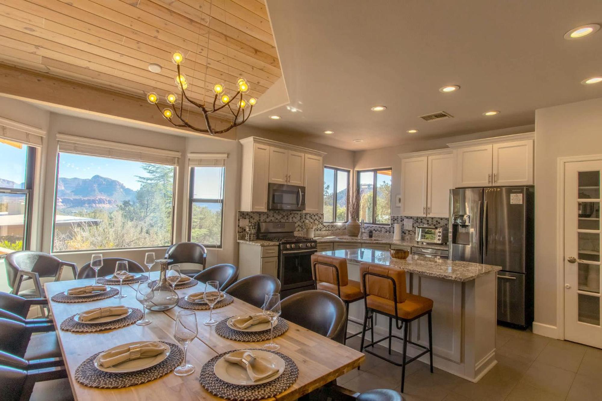 5 Bed 3 Bath Uptown Sedona-Game Room-Sauna-Cold Plunge-Jacuzzi-Gym ภายนอก รูปภาพ